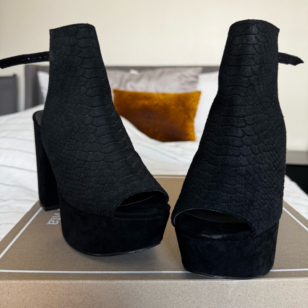 Silence + Noise Black Peep-Toe Heeled Boots - Picture 8 of 11